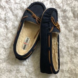 Minnetonka navy blue moccasins